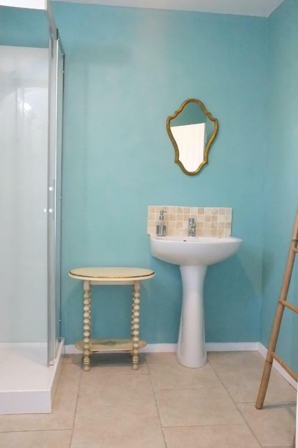 Bed and Breakfast Le Douitel Roncey Екстер'єр фото